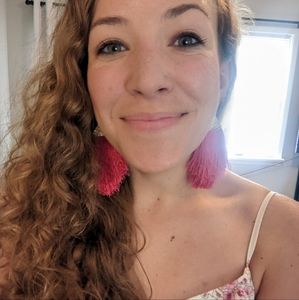 Meet your Posher, Hope